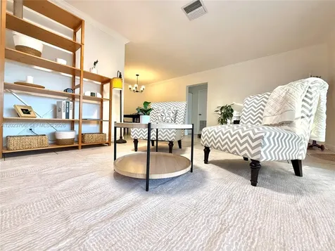 232 SE 6th Street Dania Beach FL 33004