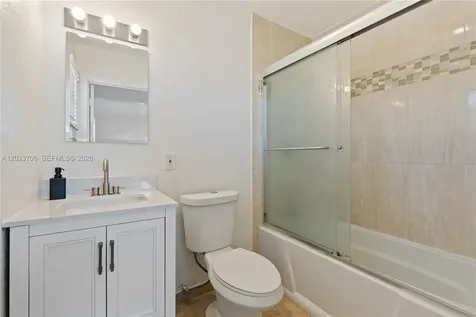 232 SE 6th Street Dania Beach FL 33004