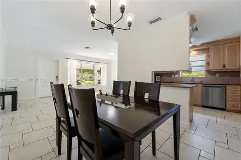 232 SE 6th Street Dania Beach FL 33004