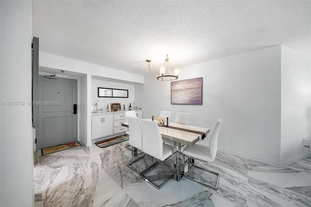 320 Seaview Court Other City - In The State Of Florida FL 34145