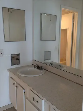 16751 NE 9th Avenue North Miami Beach FL 33162