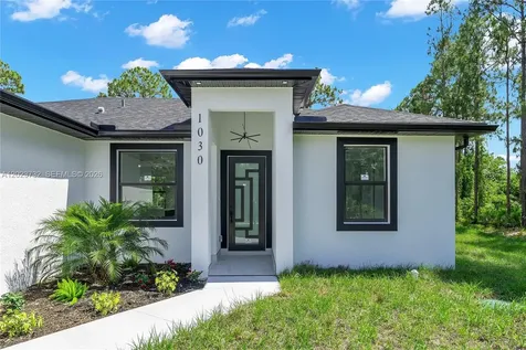 1030 Hunter Street E Lehigh Acres FL 33974