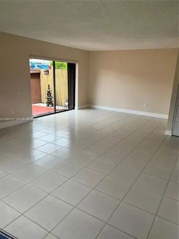 6251 SW 116th Place Miami FL 33173