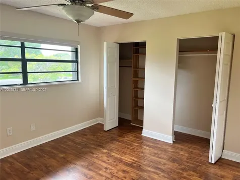 6251 SW 116th Place Miami FL 33173