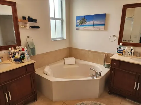 7510 NW 107th Place Doral FL 33178
