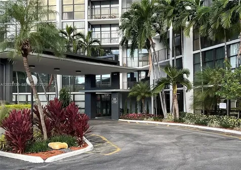 800 Parkview Drive Hallandale Beach FL 33009