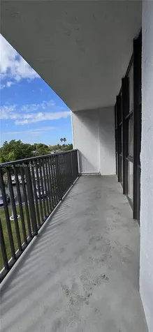 800 Parkview Drive Hallandale Beach FL 33009
