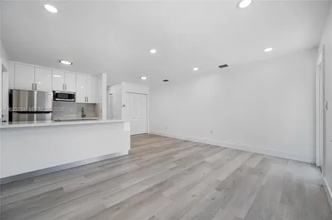 2641 SW 29th Court Miami FL 33133