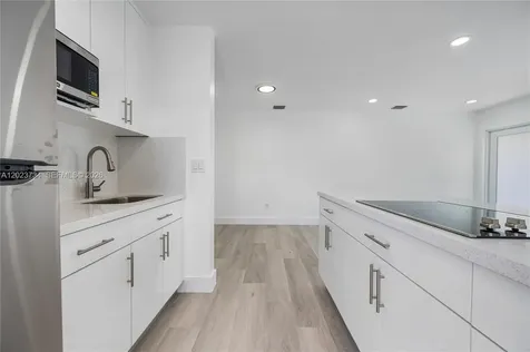 2641 SW 29th Court Miami FL 33133