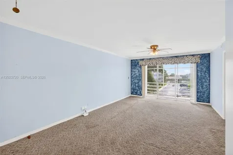 3040 NE 16th Avenue Oakland Park FL 33334