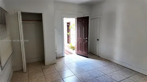 1727 NW 50th Street Miami FL 33142