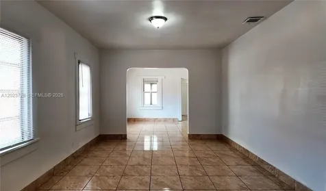 1727 NW 50th Street Miami FL 33142