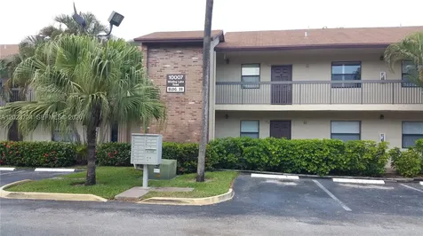 10005 Winding Lake Road Sunrise FL 33351