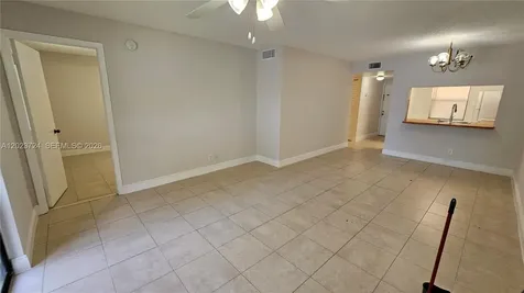 10005 Winding Lake Road Sunrise FL 33351