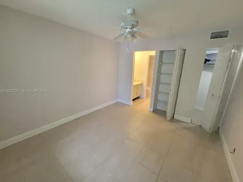 10005 Winding Lake Road Sunrise FL 33351