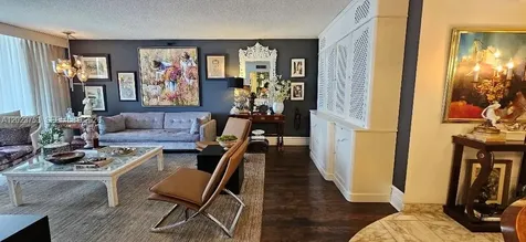 18061 Biscayne Boulevard Aventura FL 33160