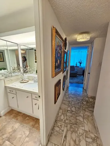 18061 Biscayne Boulevard Aventura FL 33160