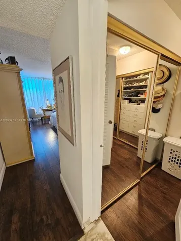 18061 Biscayne Boulevard Aventura FL 33160