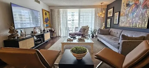 18061 Biscayne Boulevard Aventura FL 33160