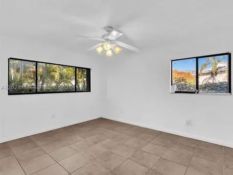 831 NE 199th Street Miami FL 33179