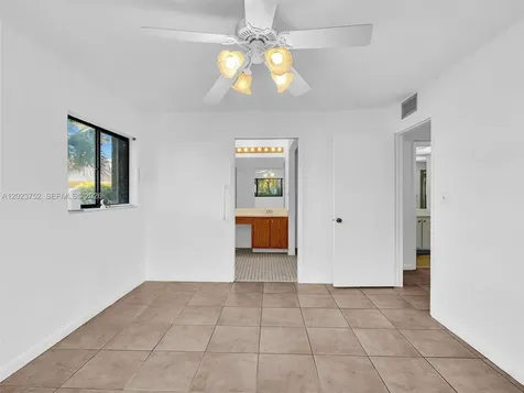 831 NE 199th Street Miami FL 33179