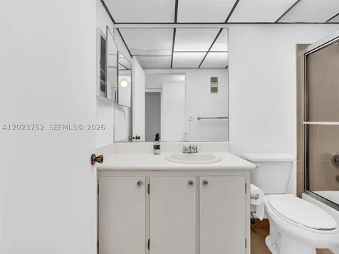 831 NE 199th Street Miami FL 33179