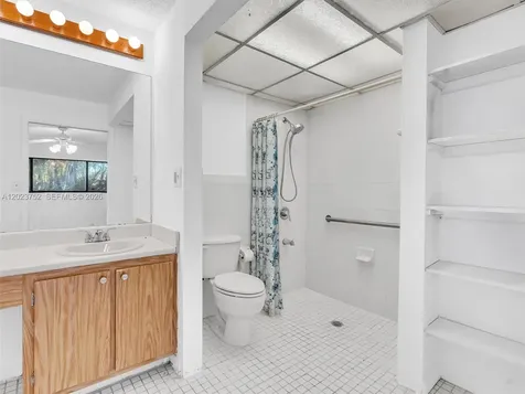 831 NE 199th Street Miami FL 33179