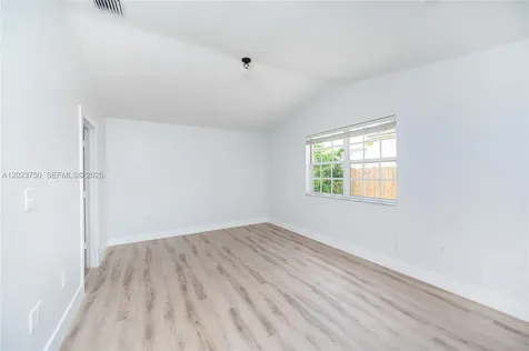 16452 SW 99th Lane Miami FL 33196