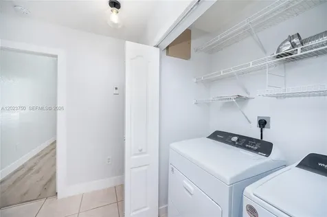 16452 SW 99th Lane Miami FL 33196