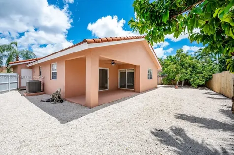 16452 SW 99th Lane Miami FL 33196