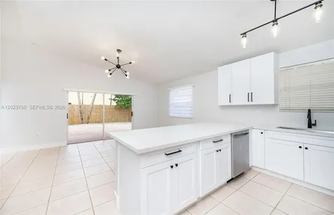16452 SW 99th Lane Miami FL 33196