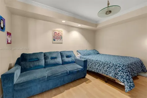 2000 Towerside Terrace Miami FL 33138
