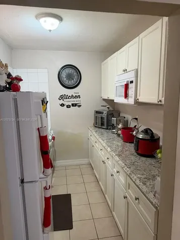 1245 W 24th Street Hialeah FL 33010