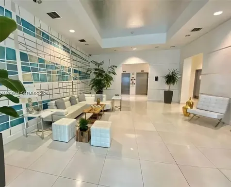 1723 SW 2nd Avenue Miami FL 33129