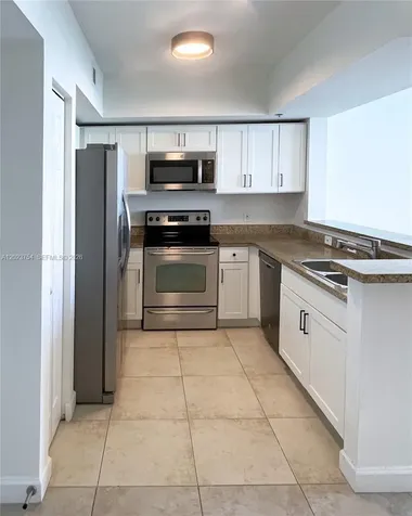 1723 SW 2nd Avenue Miami FL 33129