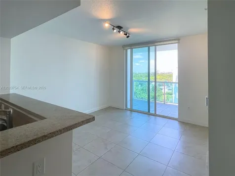1723 SW 2nd Avenue Miami FL 33129