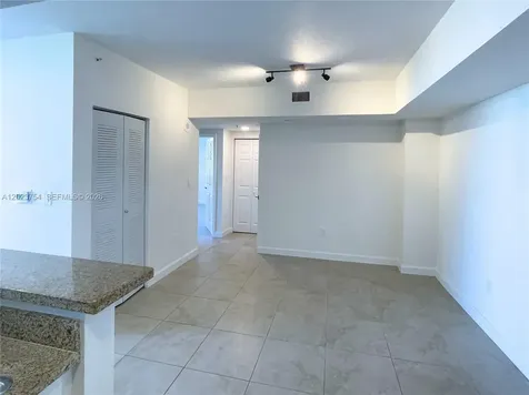1723 SW 2nd Avenue Miami FL 33129