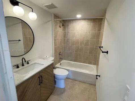 1723 SW 2nd Avenue Miami FL 33129