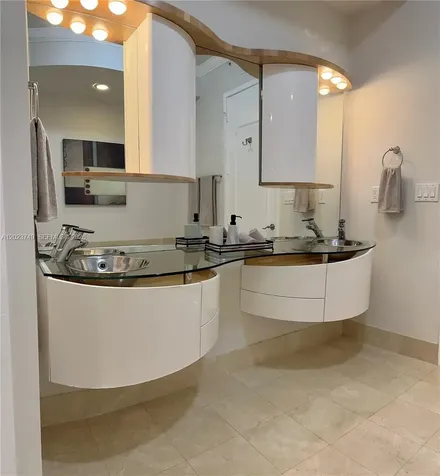 18101 Collins Avenue Sunny Isles Beach FL 33160