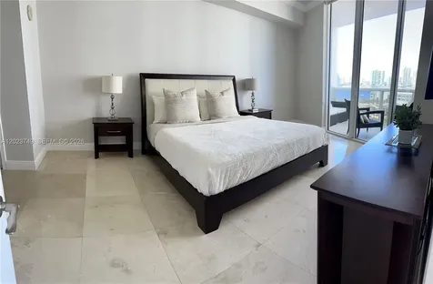 18101 Collins Avenue Sunny Isles Beach FL 33160