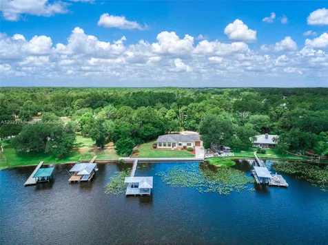 9526 Kingfisher Place Sebring FL 33875
