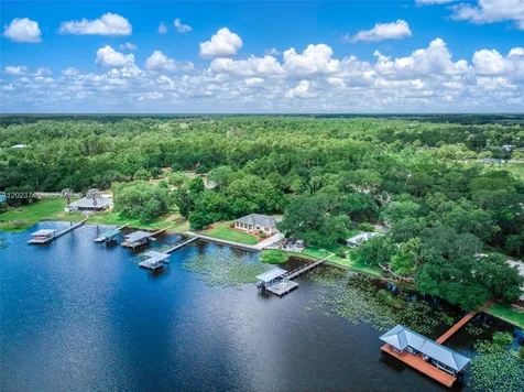 9526 Kingfisher Place Sebring FL 33875