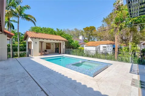 519 Alhambra Circle Coral Gables FL 33134