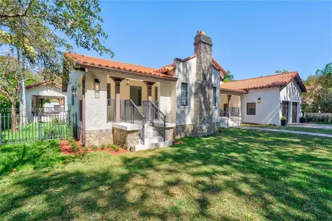 519 Alhambra Circle Coral Gables FL 33134