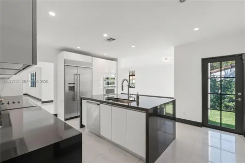 519 Alhambra Circle Coral Gables FL 33134
