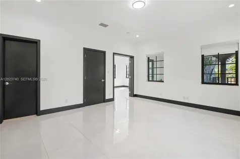 519 Alhambra Circle Coral Gables FL 33134