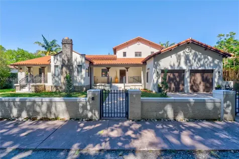 519 Alhambra Circle Coral Gables FL 33134