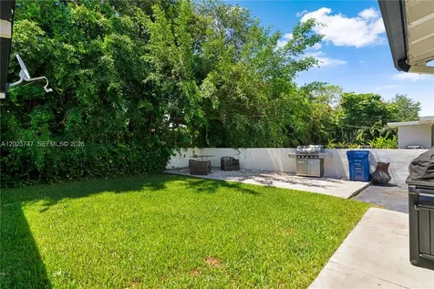 11515 SW 81st Road Pinecrest FL 33156