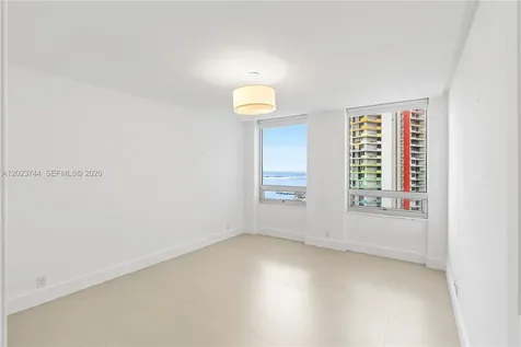 1541 Brickell Avenue Miami FL 33129