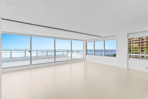 1541 Brickell Avenue Miami FL 33129